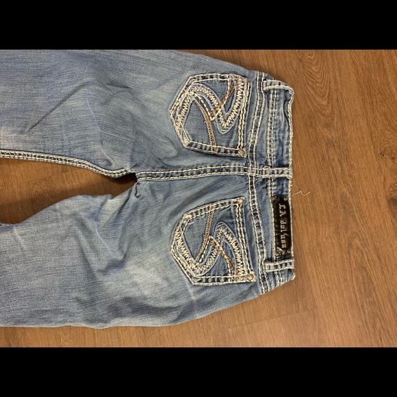 L a idol size 5 - Picture 2 of 4